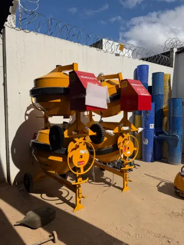 Betoneira Menegotti Rental 400l nova