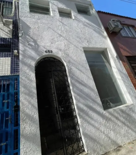 Loja na Rua Frei Gaspar, 652 110 m²