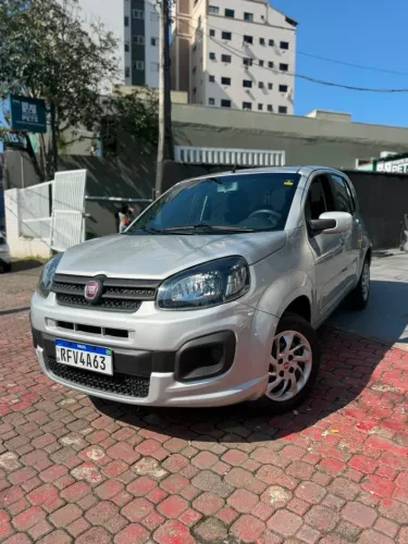 Fiat Uno Attractive 1.0 EVO Fire Flex 8V 5P 2021