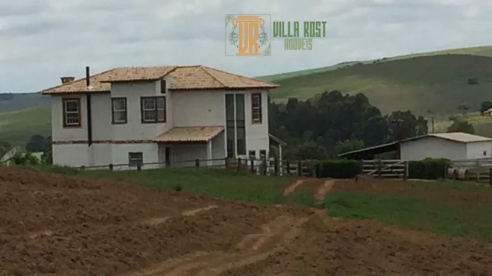 SÍTIO COM 23 HECTARES NA REGIÃO DE CRUZILIA, M.G