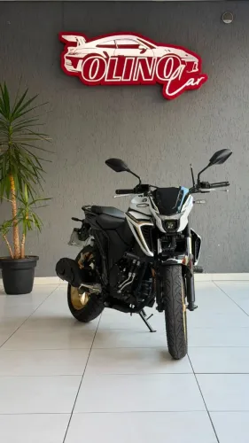 Yamaha FZ25 Fazer 250 Connected