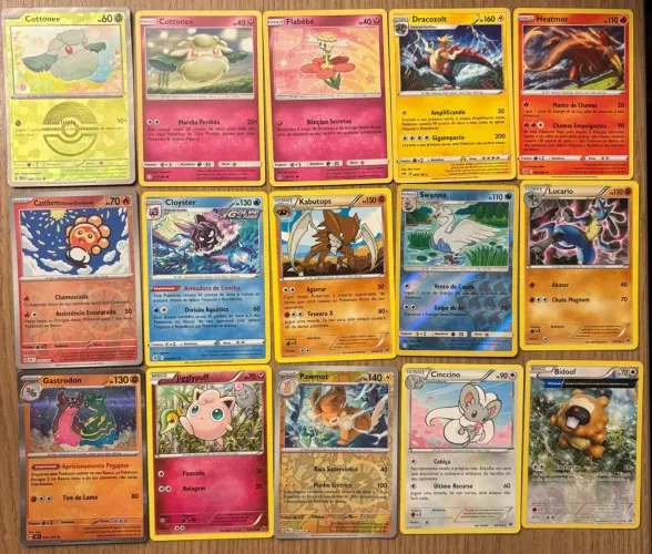 70 cartas Pokémon
