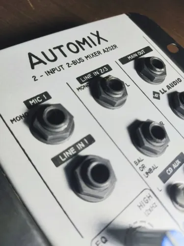 Mesa de Som LL Automix A202R 2 Canais Automotivo 12v