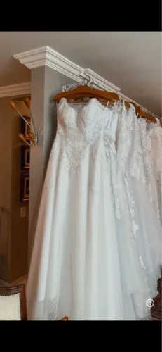 Vestido de Noiva (feito a mão)