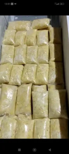 Polpa de cupuaçu cortada na tesoura