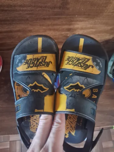 Sandália homem aranha e batman n 28