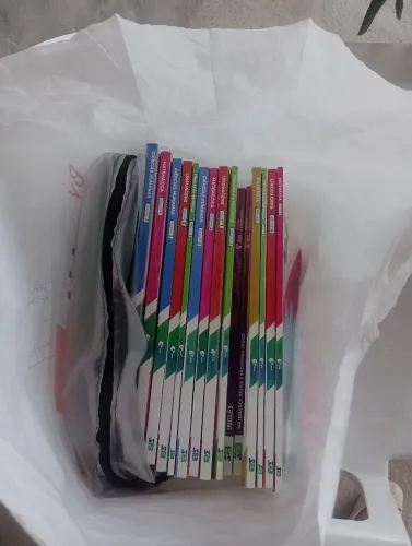 Box de livros do 6° ano da editora Farias Brito