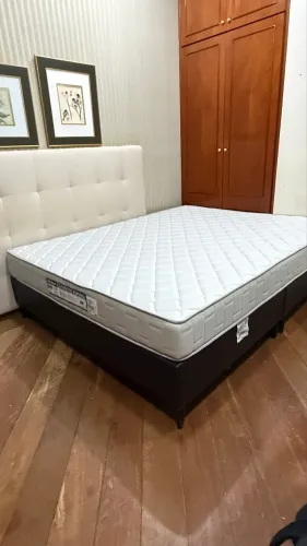Cama Box Queen + Colchão Pro Saúde Extra Firme D33 - Excelente Estado