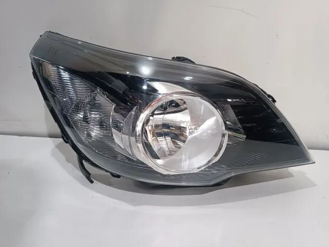 Farol Direito Chevrolet Montana Agile 2009/2021 ORIGINAL Máscara Negra (Recondicionado)