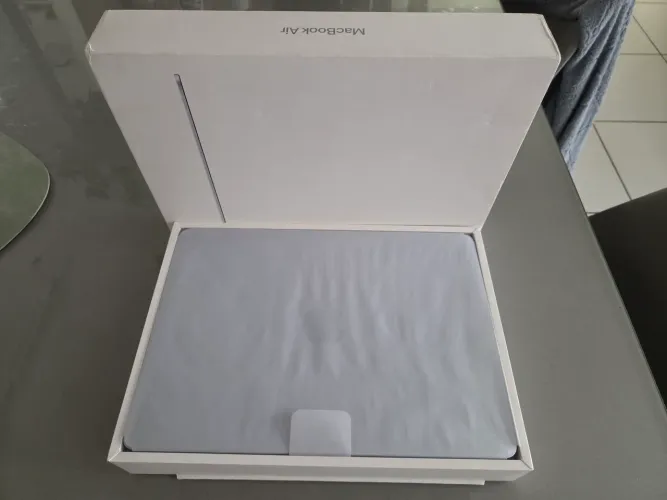 Macbook Air M5 16/512gb Zero!