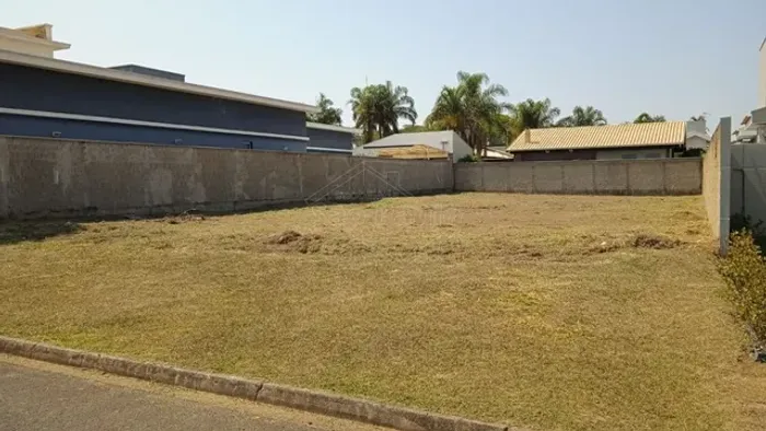 Venda de Terreno / Condomínio na cidade de Araraquara