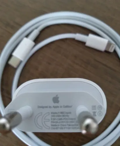 Cabo e fonte turbo 20w Apple iphone original 