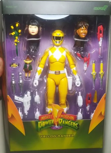 Mighty Morphin Power Rangers _ Super 7 - Yellow Ranger