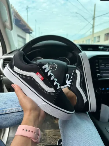 Vans ?