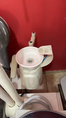 Vendo cadeira odontológica d700