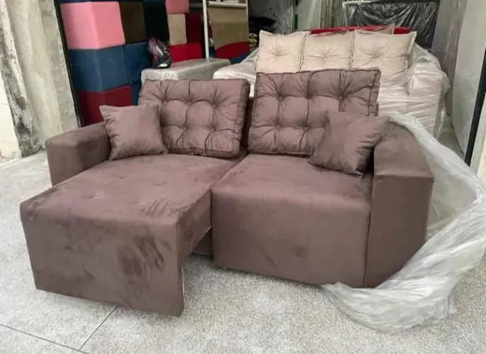 Sofá retrátil retrô