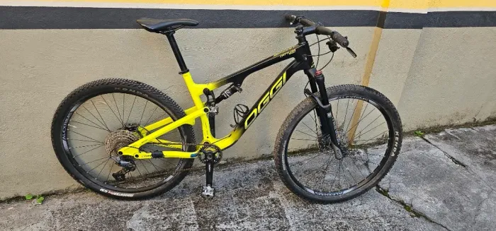Bicicleta Oggi Cattura Sport Full Quadro 19" de Carbono