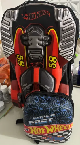 Mochila e Lancheira 3D Hotwells