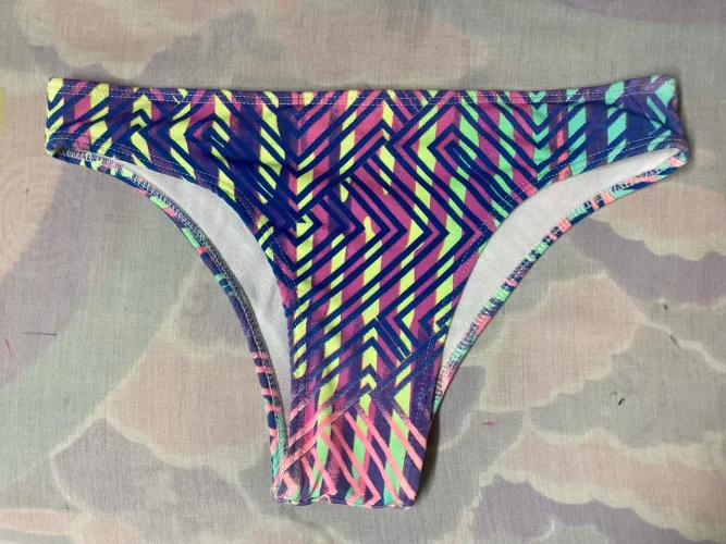 Parte de Baixo de Biquíni Estampado, Tam M