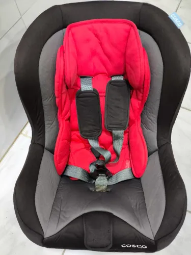 Cadeirinha de bebê pra carro 