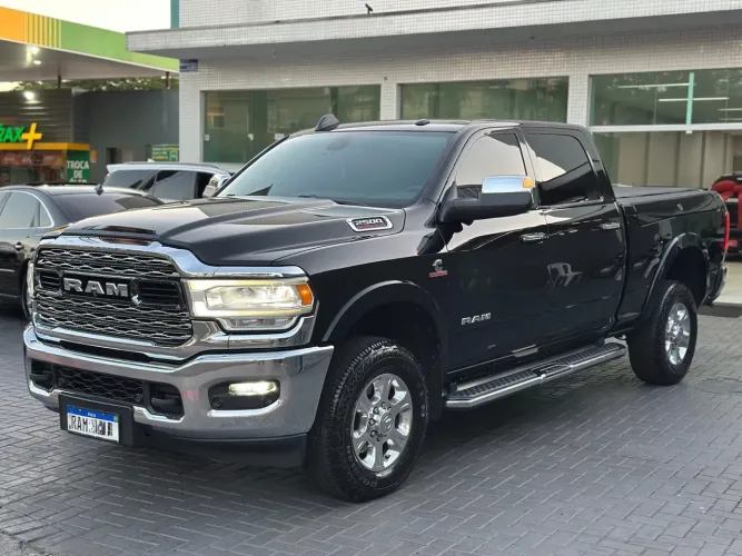 DODGE RAM 2500 LARAMIE