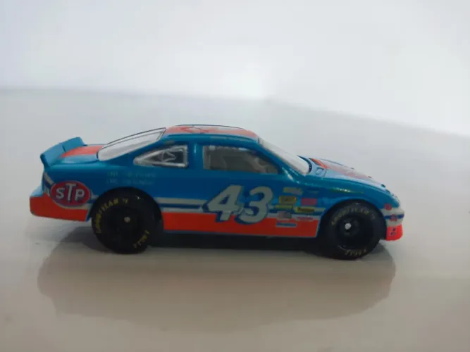 STOCK CAR 1996 Racing Champions RC - Premier 1:64 CWC