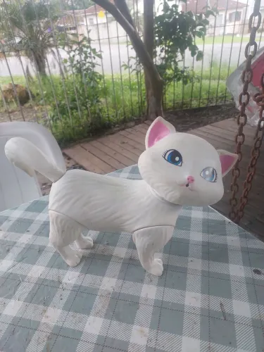 Gata pet da Barbie