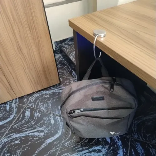 Suportes De Mesa Bolsas Mochilas Cabide