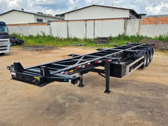 CARRETA PORTA CONTAINER TRUCKVAN 03 EIXOS 0 KM 2025