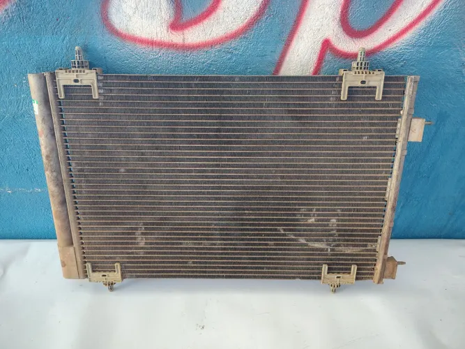 Condenador ar condicionado Peugeot 307 1.6 ano 2002 A 2010 original 