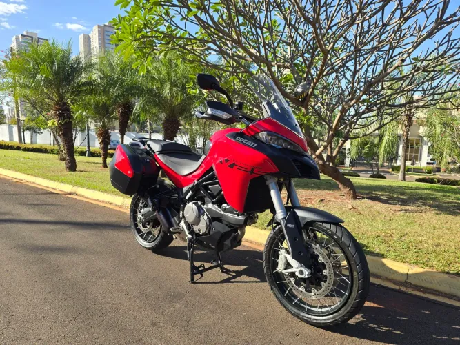 Ducati Multistrada V2 S 2022