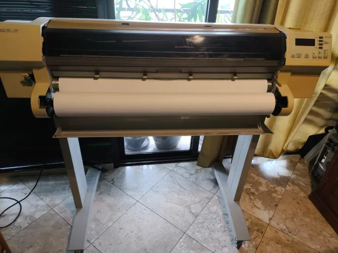 Plotter com defeito