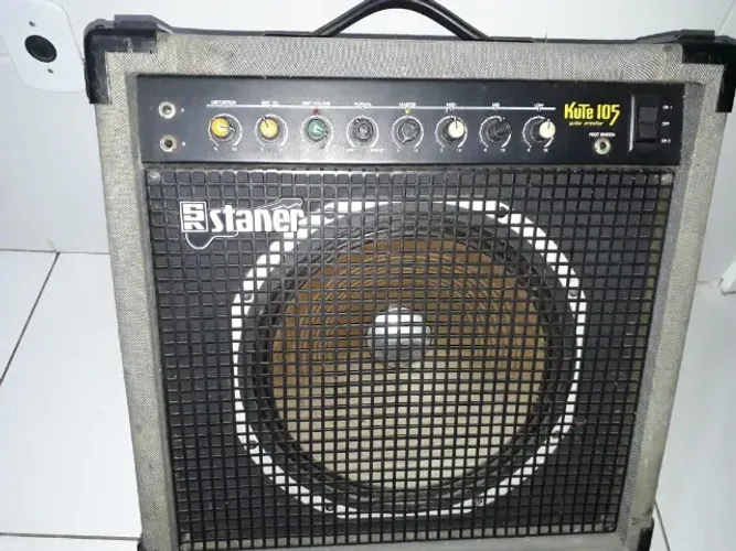 Caixa amplificada para guitarra, Staner Kute-105
