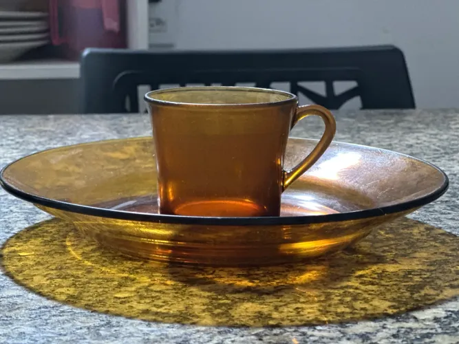 Vendo coleção antiguidade duralex, 7 peças em perfeito estado, 15 mil, aceito propostas!