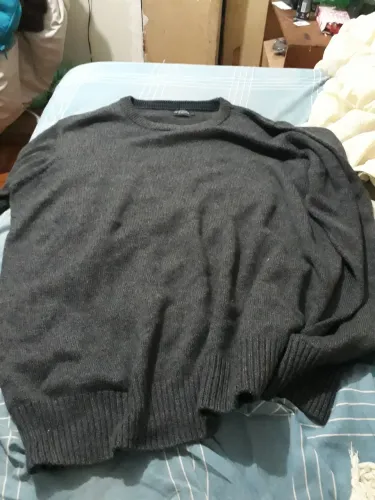 Blusa de moletom gola careca