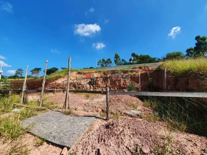 Terreno à venda Condomínio Villa Doro em Vinhedo
