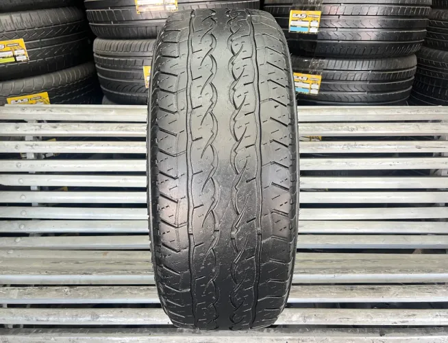 Pneu 255/60/18 Kumho Road Venture / Pneu 255/60R18