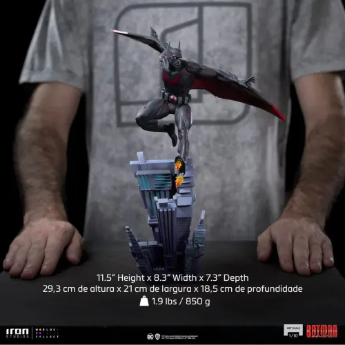  Batman Beyond ( Batman do Futuro) Iron Studios 1/10