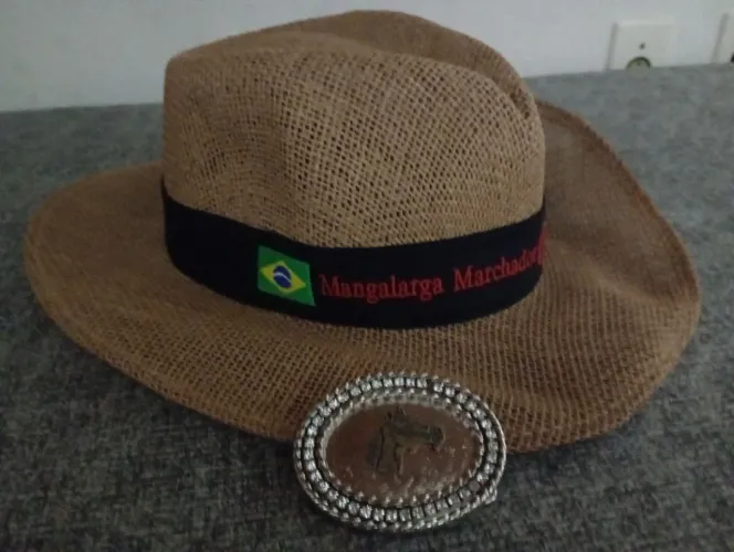 Chapéu,Mangalarga Machardor , original. Com fivela para quem gosta de Country ou Rodeio.