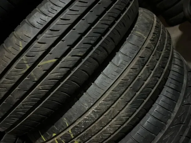 Pneu Dunlop 175/70/14  80 % vida útil