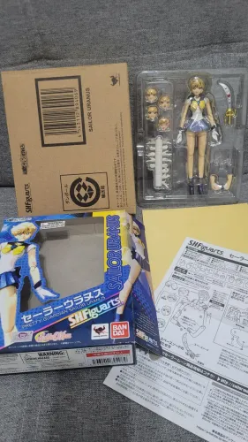 Sailor Uranus Urano sh figuarts bandai