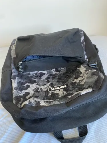 Mochila do Fortnite em perfeito estado