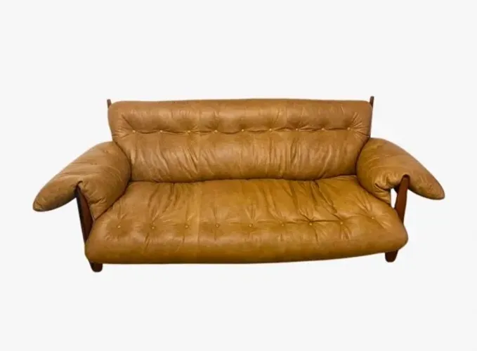 Sofá *MOLE* - Estrutura em Jacarandá - Estofado em couro legítimo (OCA)