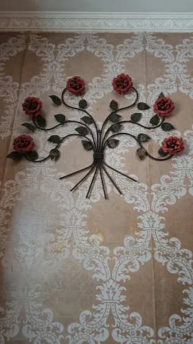 ARRANJO FLORAL METALICO