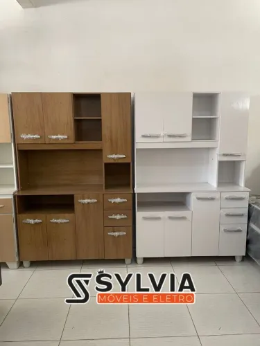 Armário de Cozinha Amadeirado e Branco - Sylvia Móveis