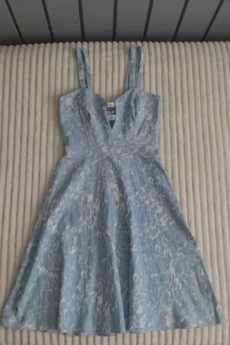 Vestido rodado romântico