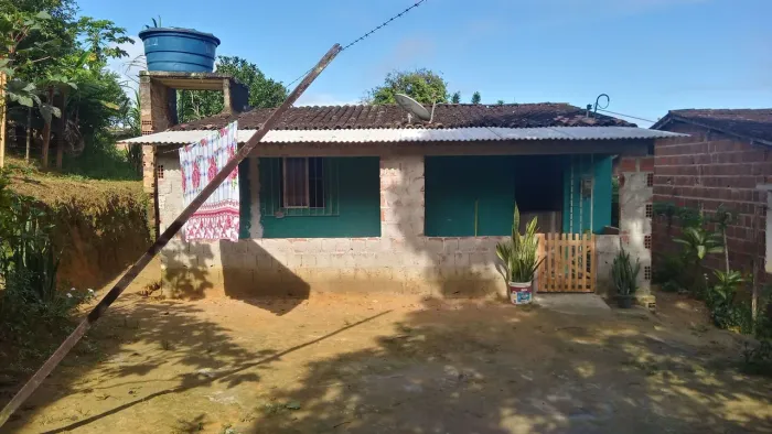 Vende-se ou troca essa casa