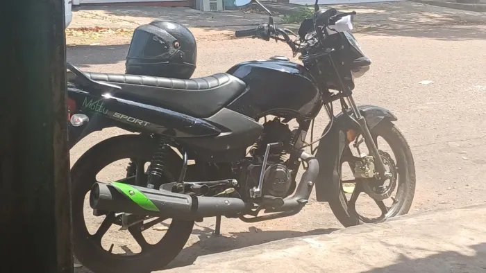 Alugo moto . Pra quem quer trabalhar.