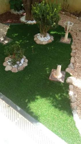 Instalação e vendas de grama sintética não gosto não mas cadê o cara vou andando lá não