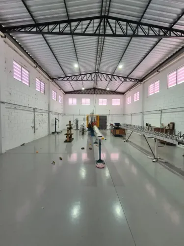 Oportunidade - Galpão Comercial ou Industrial - Parque Santos Dumont - 285m².